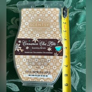 NEW Scentsy “Cinnamon Chai Latte” Wax Brick Discontinued 17 fl oz large